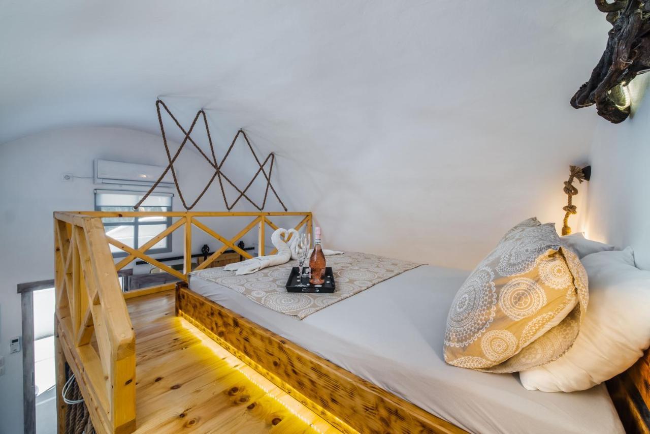 Asera Suites - Prive Jacuzzi Kamari  Bagian luar foto